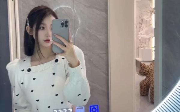 老外玩csgo的妹子-csgo高清大姐姐